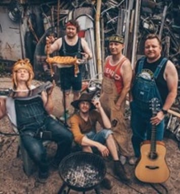 Steve'N'Seagulls, Tournée