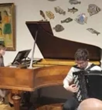 Piano et Accordéon Marina Saiki et Julien Beautemps