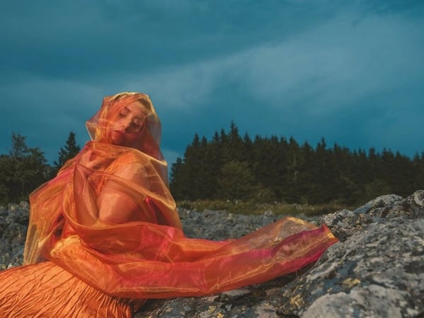 Rebecca Roger Cruz, Carte Blanche