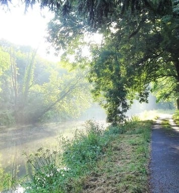 Balade à vélo sur le halage du canal de Nantes à Brest