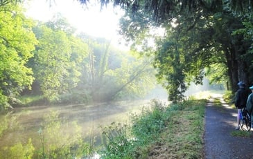 Balade à vélo sur le halage du canal de Nantes à Brest