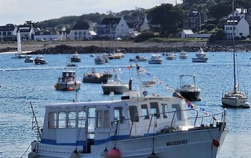 Balades en mer sur la Bretonne, ancienne vedette à passagers de l'île de Batz