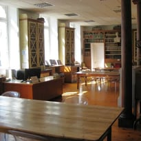 Visite de la bibliothèque patrimoniale Les Amours Jaunes