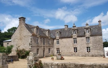 Visite extérieure, Château de Kermenguy et colombier
