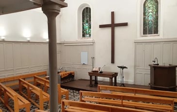 Visite guidée, Le temple protestant