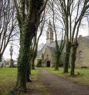 Conférence, L'église Saint-Alor