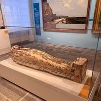 Présentation de la Description de l'Égypte par la bibliothèque des Amours jaunes