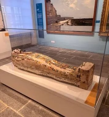 Présentation de la Description de l'Égypte par la bibliothèque des Amours jaunes