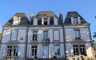 Visite libre, Hôtel de ville : son histoire, sa collection