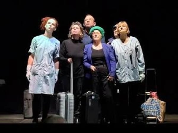 Les pas perdus et autres traversées" de La Compagnie Farrago (Brest)